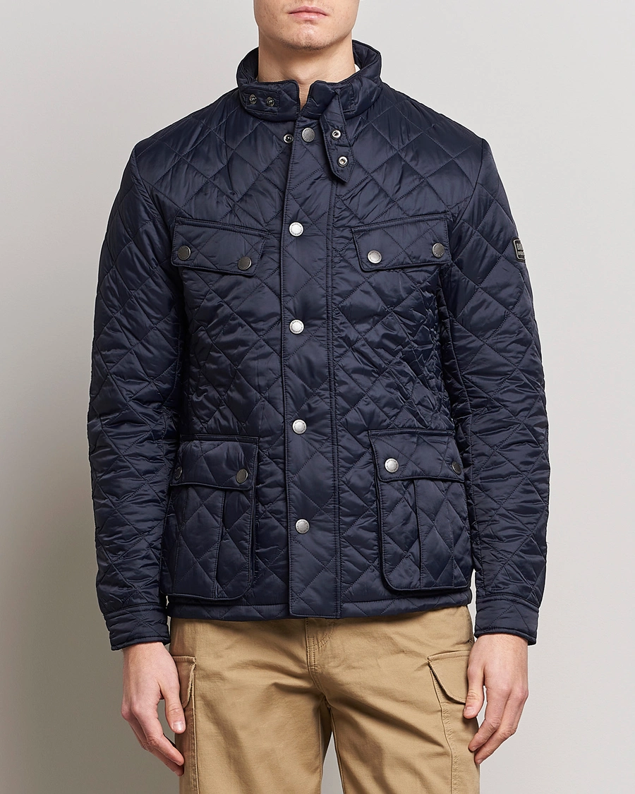 Mies | Best of British | Barbour International | Ariel Quilted Jacket Navy