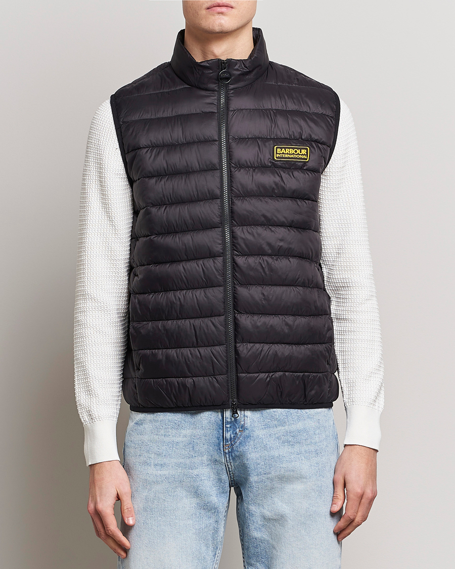 Mies | Barbour International Racer Reed Gilet Black | Barbour International | Racer Reed Gilet Black