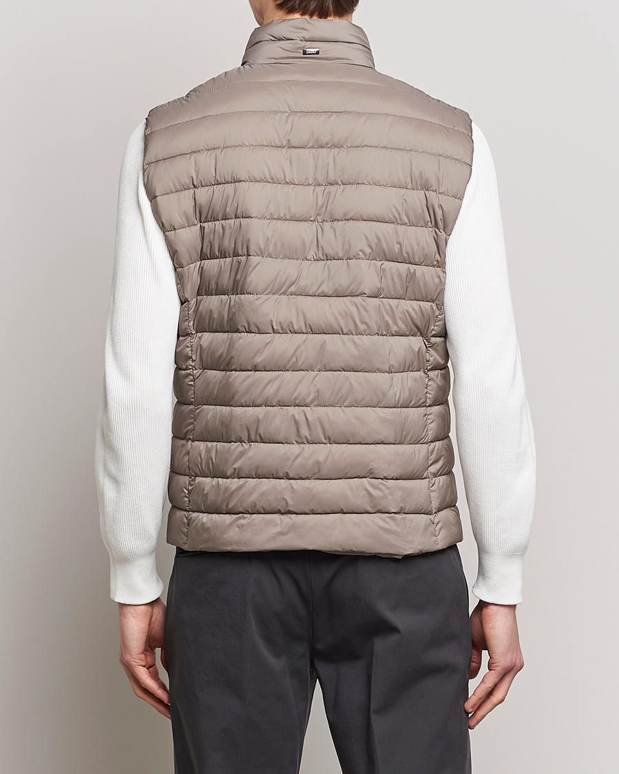 Mies | Takit | Herno | Nuage Matt Nylon Vest Taupe