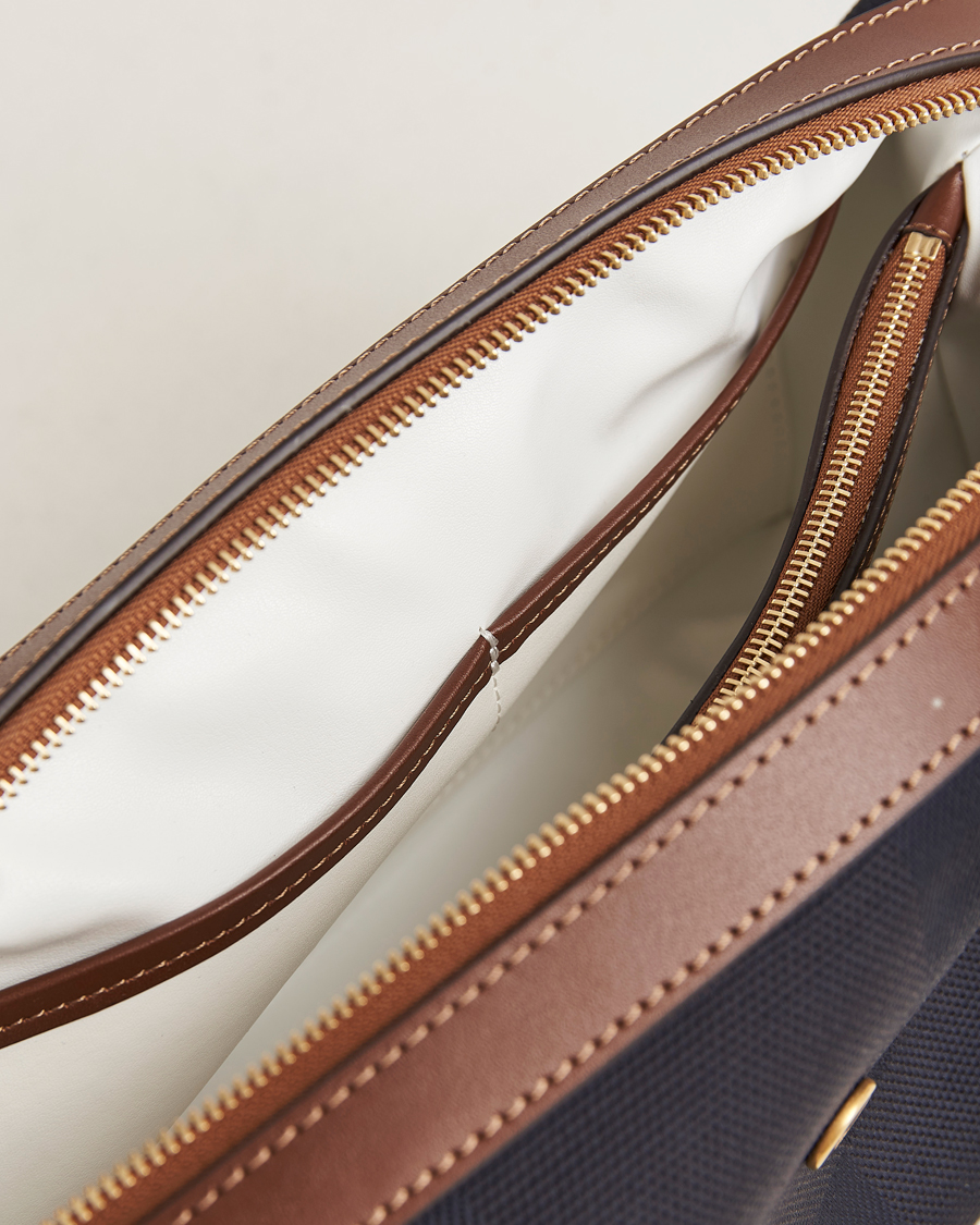 Mies | Mismo M/S Nylon Washbag Pioneer Blue/Cuoio | Mismo | M/S Nylon Washbag Pioneer Blue/Cuoio