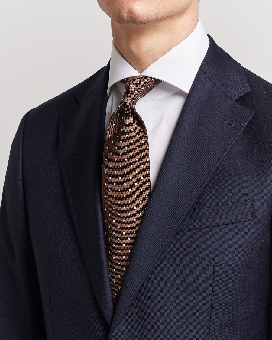 Mies | Solmiot | Amanda Christensen | Dot Classic Tie 8 cm Brown/White