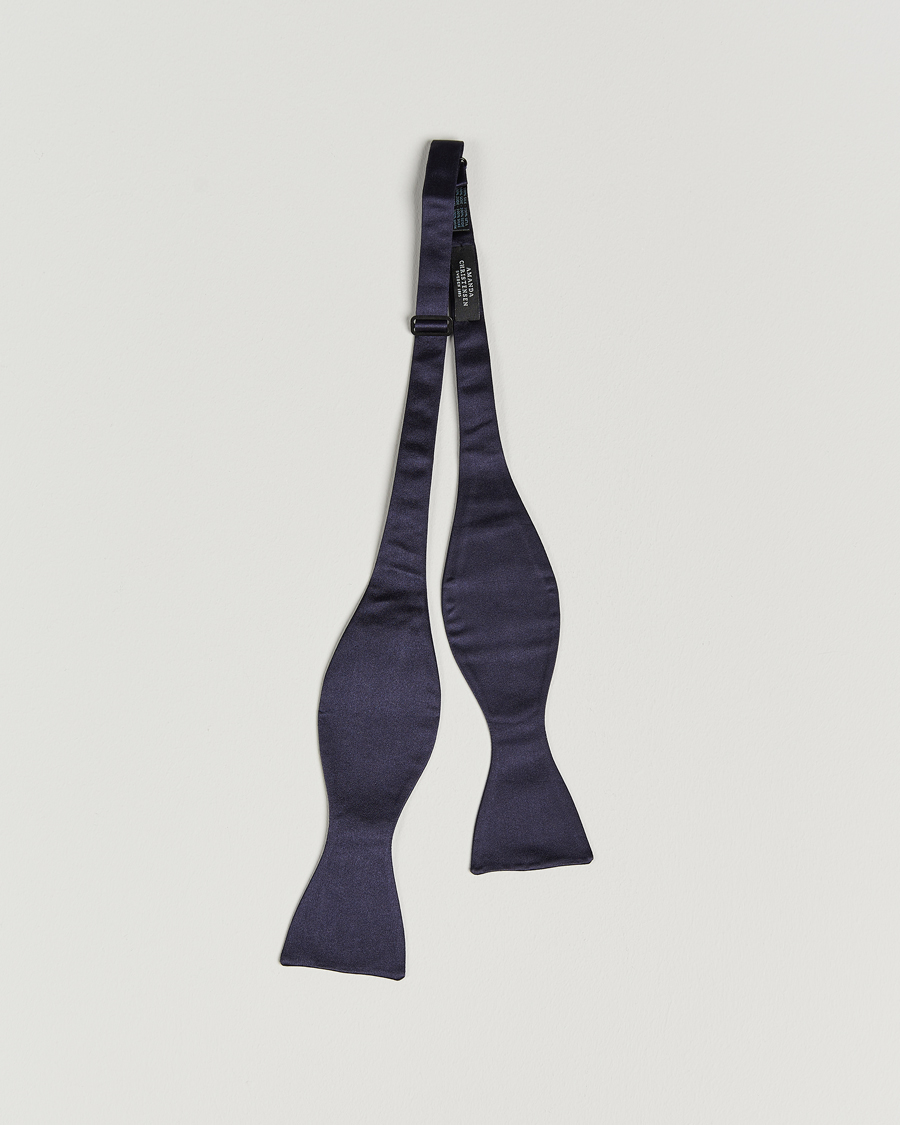 Mies | Rusetit | Amanda Christensen | Self Tie Silk Ceremony Navy