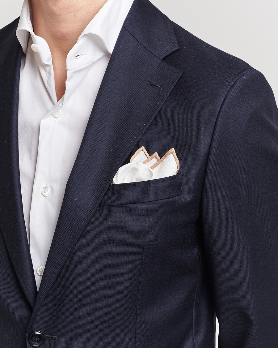 Mies | Taskuliinat | Amanda Christensen | Linen Paspoal Pocket Square Sand/White