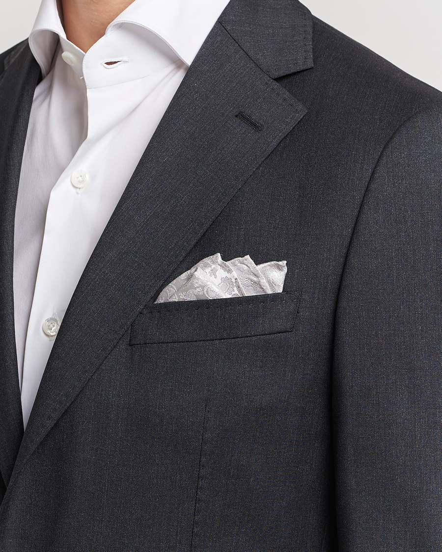 Mies | Taskuliinat | Amanda Christensen | Tonal Paisley Silk Pocket Square Silver