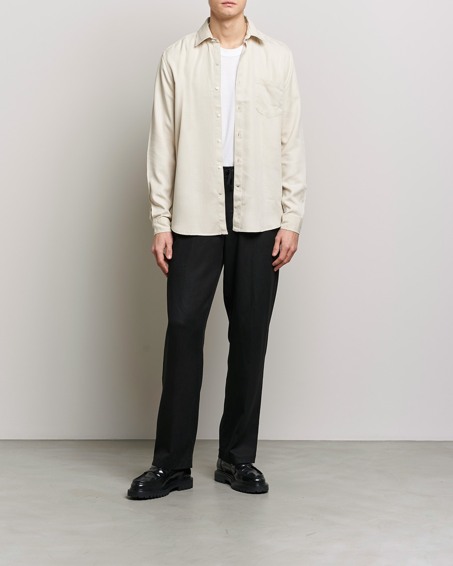 Mies | Kauluspaidat | A Day's March | Daintree Tencel Shirt Sand