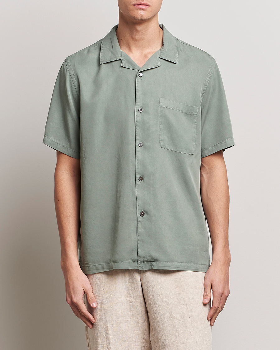 Mies | Kauluspaidat | A Day's March | Yamu Short Sleeve Tencel Shirt Dusty Green