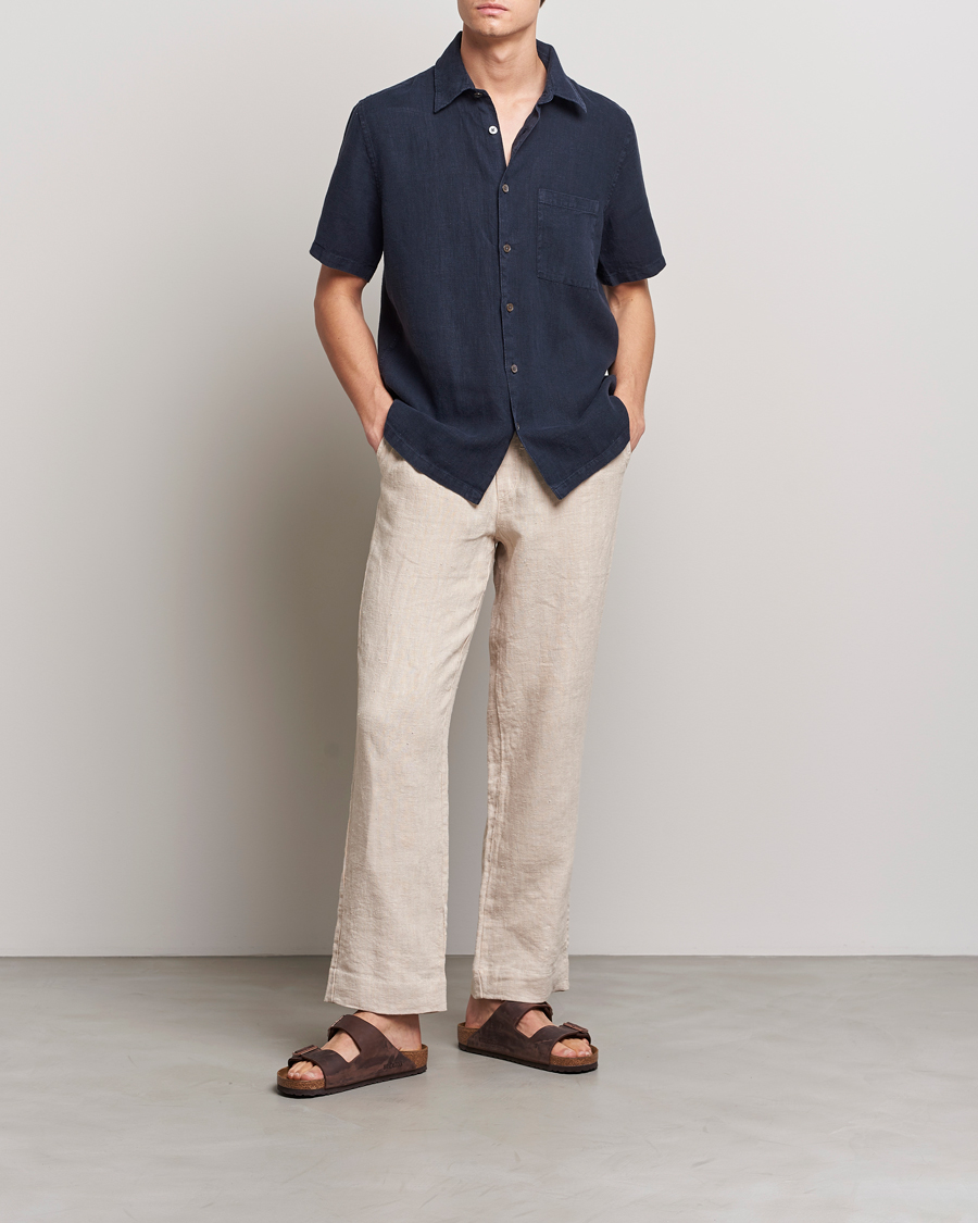 Mies | Kauluspaidat | A Day's March | Khito Short Sleeve Linen Shirt Dark Navy