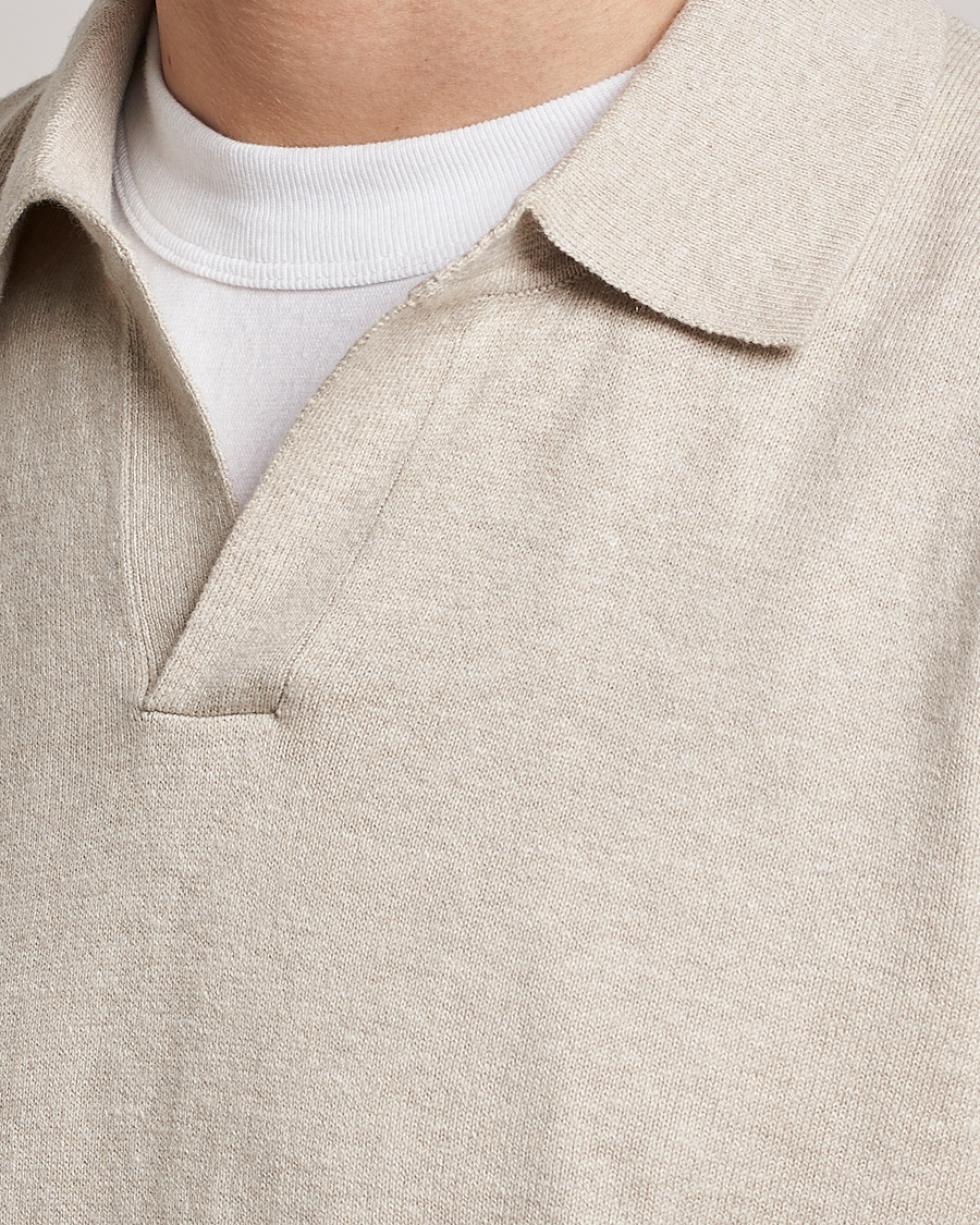 Mies | Pikeet | A Day's March | Manol Cotton Linen Polo Sand Melange