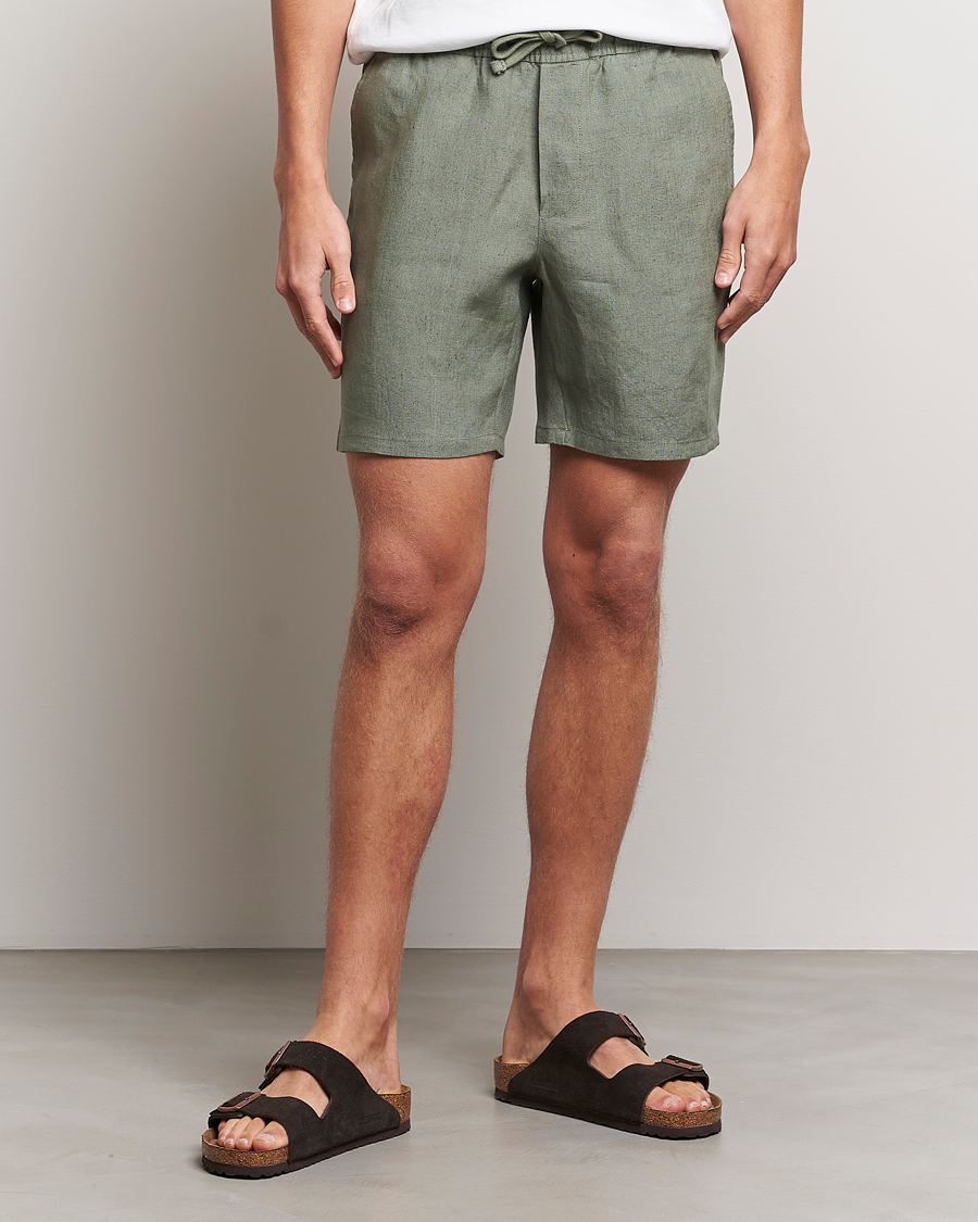 Mies | Shortsit | A Day's March | Ipu Drawstring Linen Shorts Dusty Green