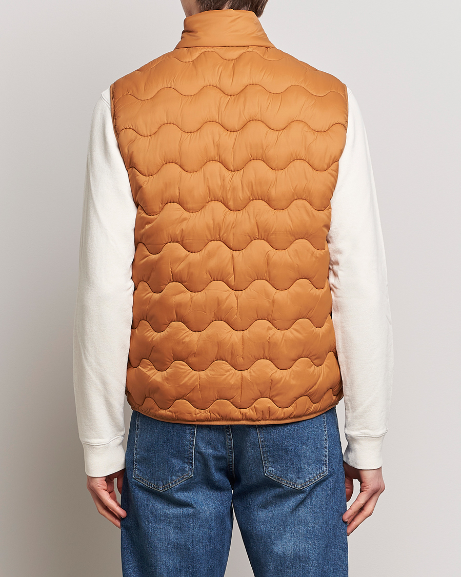 Mies | Ulkoliivit | Lyle & Scott | Crest Quilted Gilet Vest Salt Burne