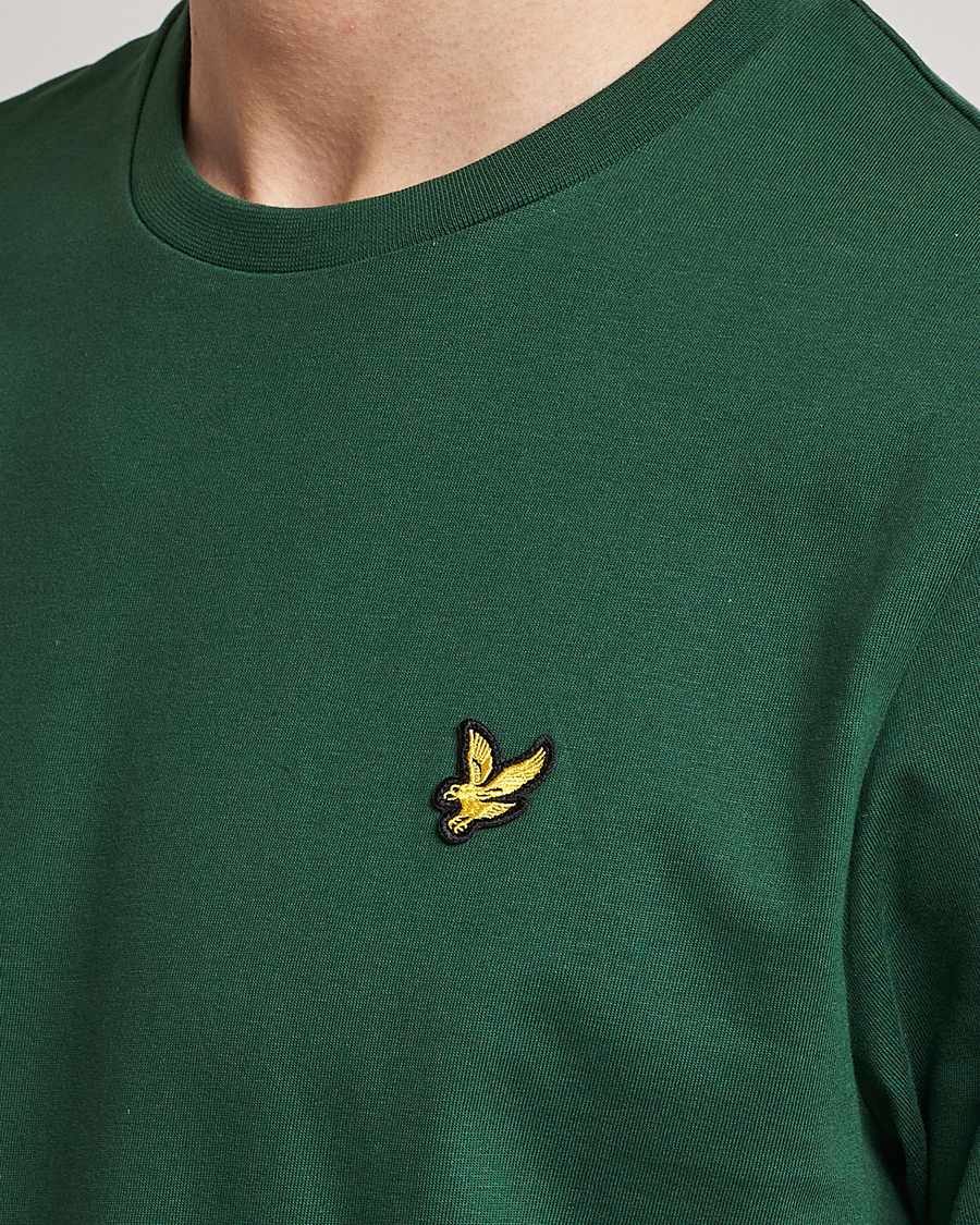 Mies | T-paidat | Lyle & Scott | Crew Neck Organic Cotton Tee English Green