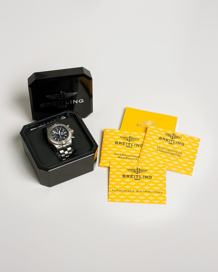 Mies | Pre-Owned & Vintage Watches | Breitling Pre-Owned | AvengerM1 E73360 Titan Blue