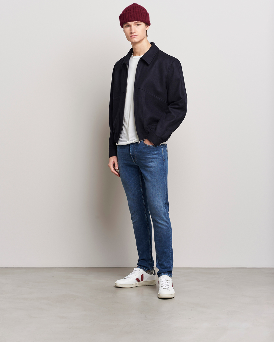 Mies | Farkut | Tiger of Sweden | Evolve Stretch Cotton Jeans Medium Blue