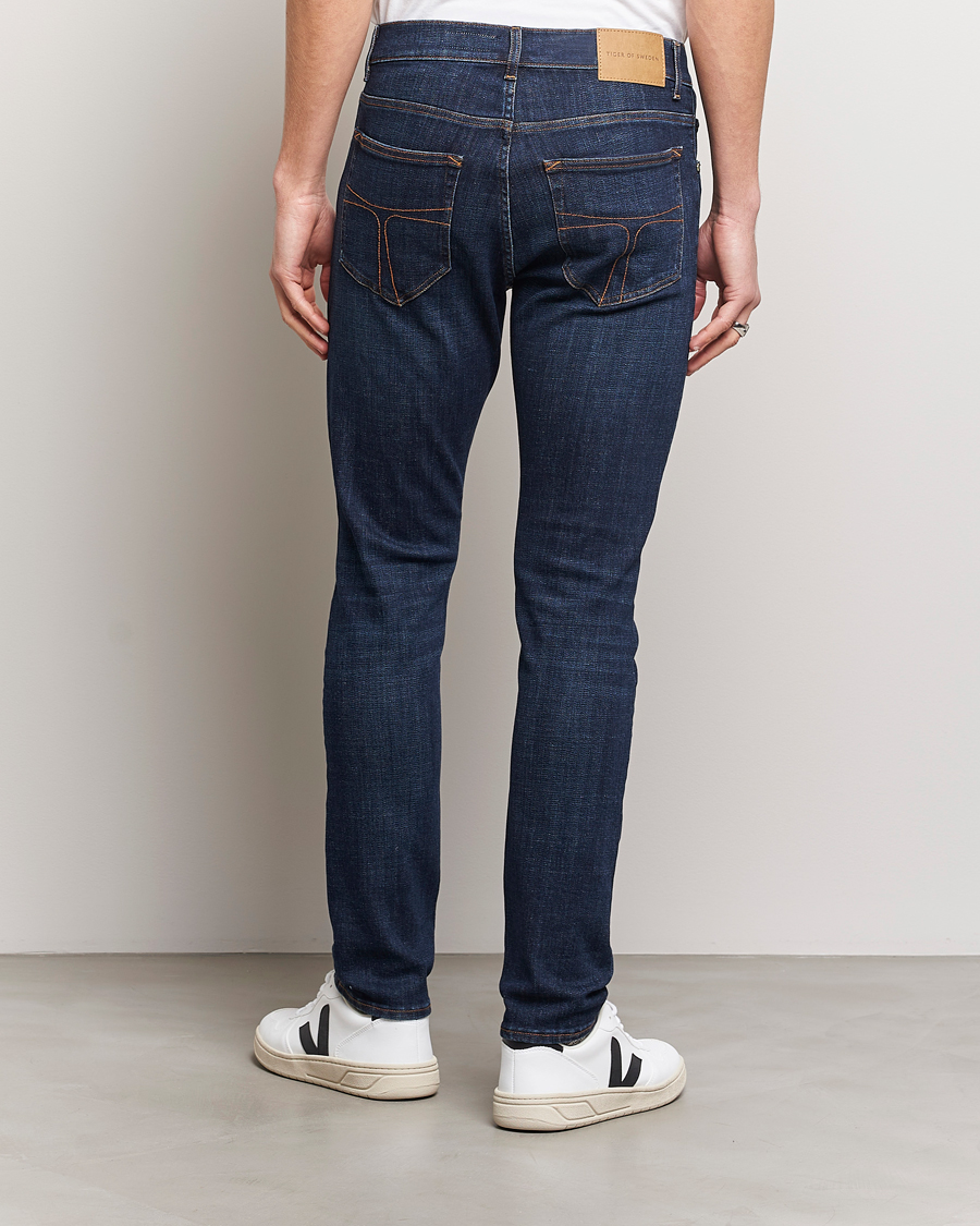 Mies | Farkut | Tiger of Sweden | Evolve Cotton Jeans Medium Blue