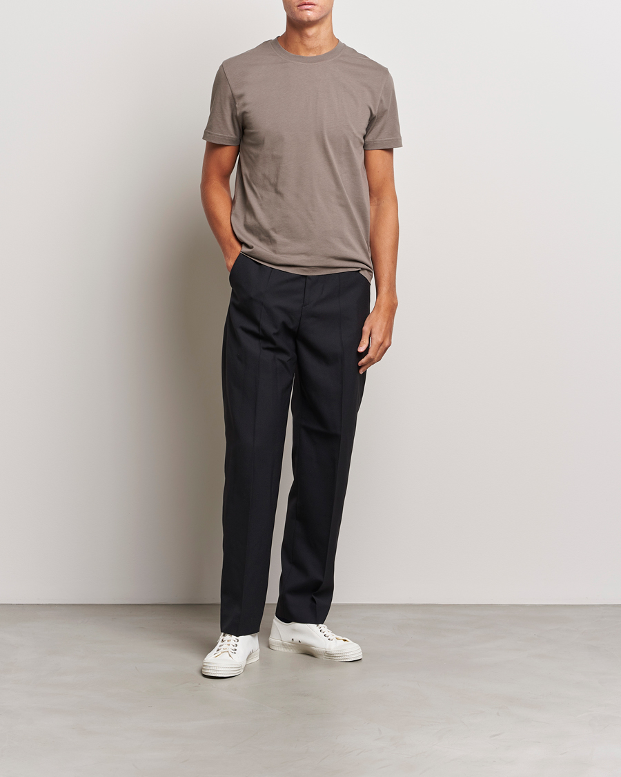 Mies | T-paidat | Tiger of Sweden | Dillan Crew Neck T-Shirt Dark Stone