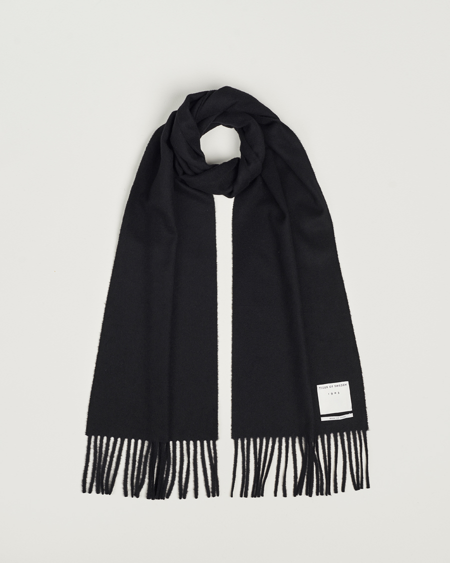 Mies | Tiger of Sweden Sylan Wool Scarf Black | Tiger of Sweden | Sylan Wool Scarf Black