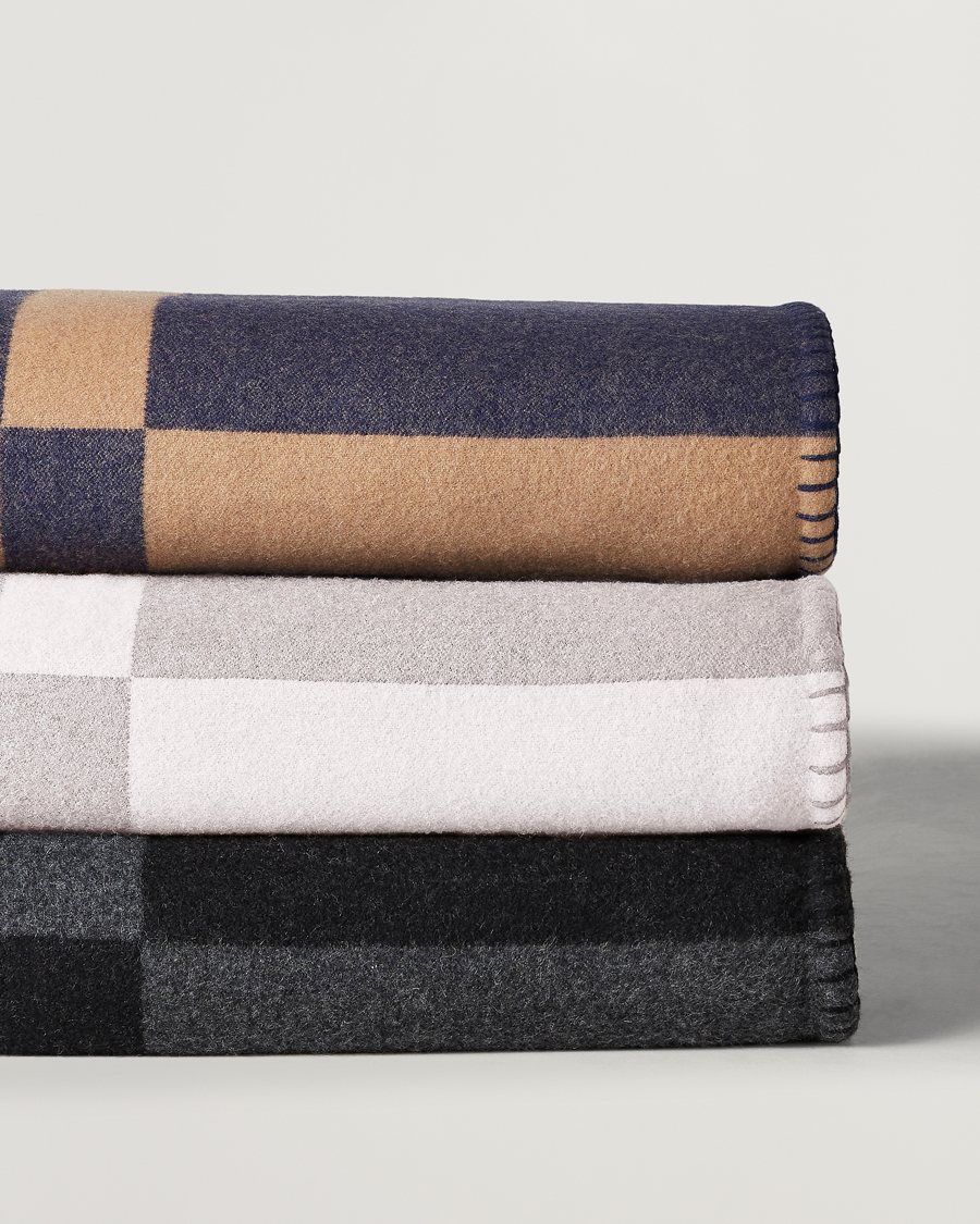 Mies | Ralph Lauren Home Northam RL Graphic Colour Block Wool Throw Camel/Navy | Ralph Lauren Home | Northam RL Graphic Colour Block Wool Throw Camel/Navy