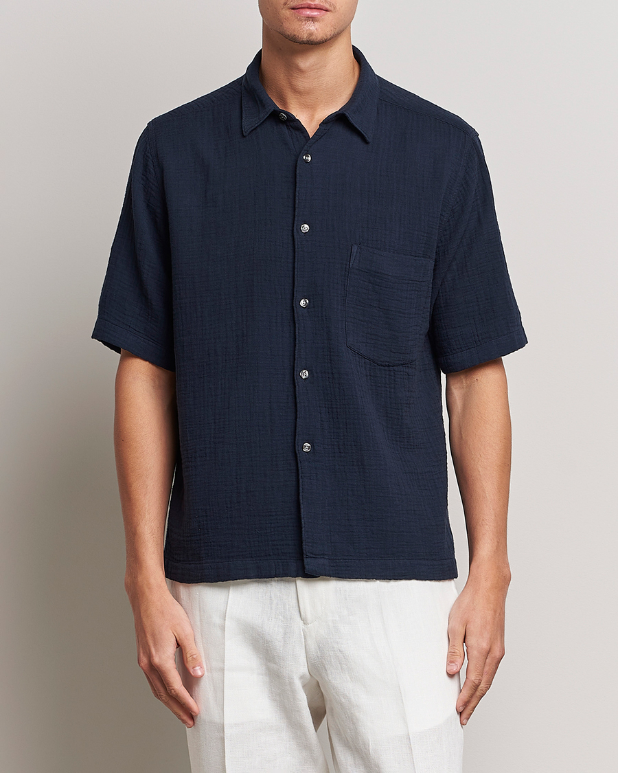 Mies | Rennot | Oscar Jacobson | Short Sleeve City Crepe Cotton Shirt Navy