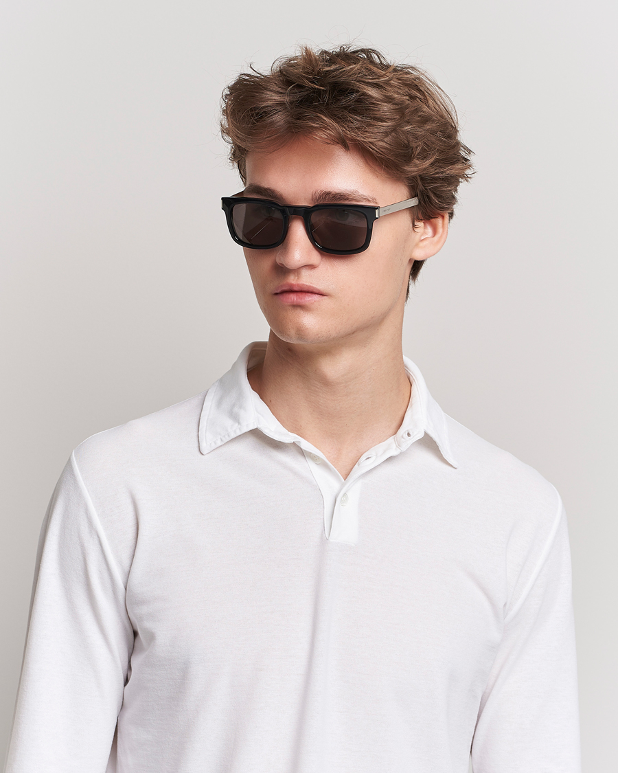 Mies | Neliskulmaiset aurinkolasit | Saint Laurent | SL 581 Sunglasses Black/Silver