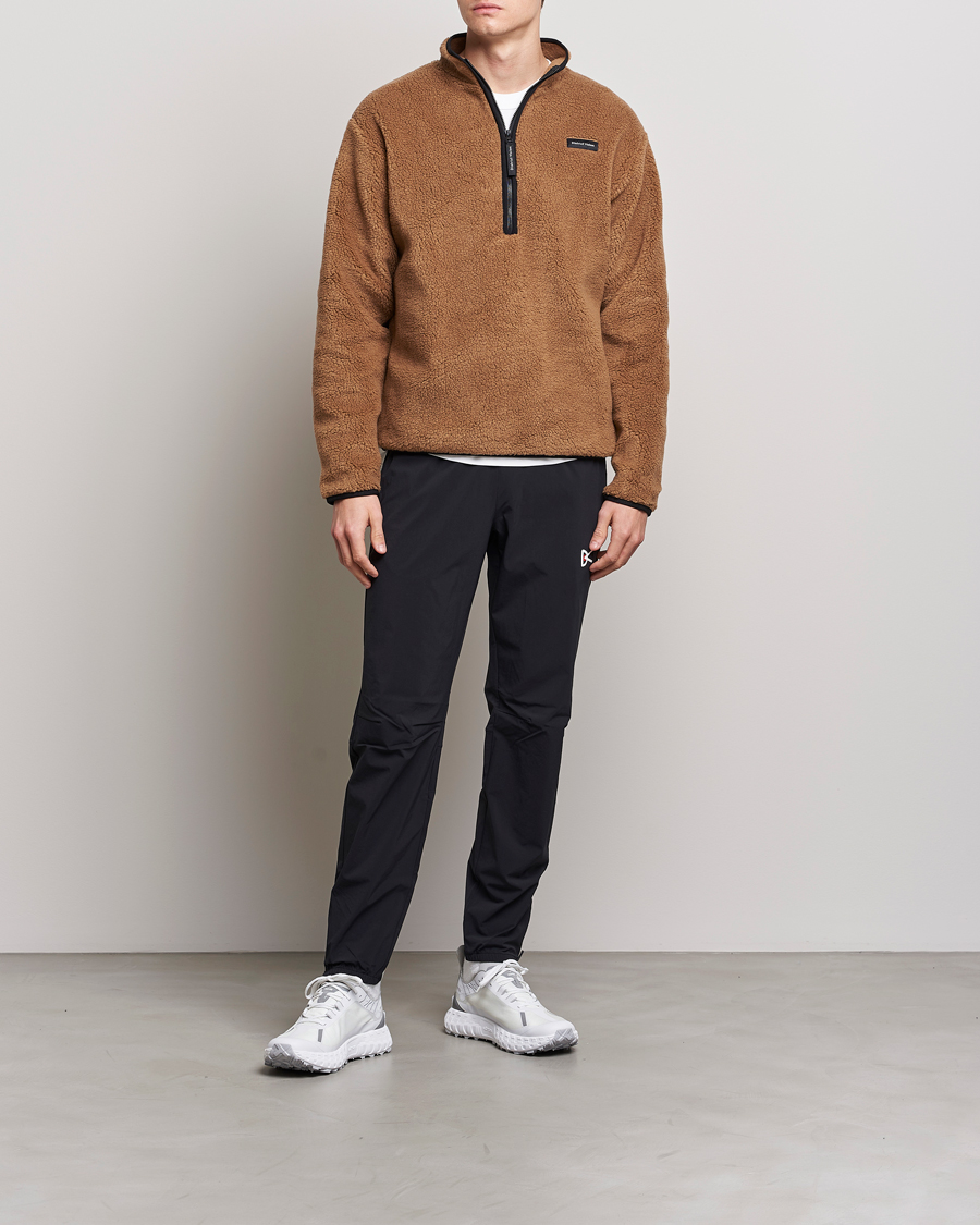 Mies | Puserot | District Vision | Doug Half Zip Fleece Sand