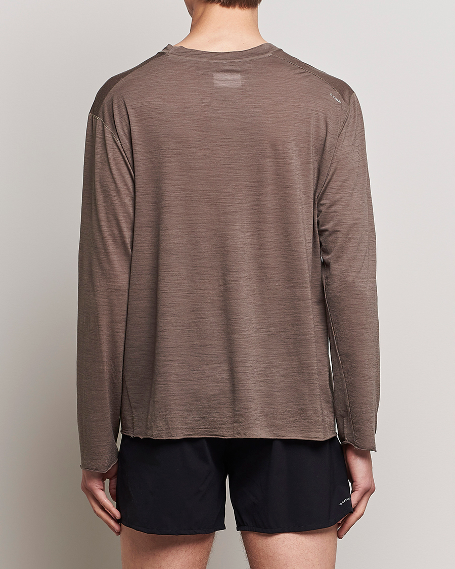 Mies | T-paidat | Satisfy | CloudMerino Long Tee Warm Stone