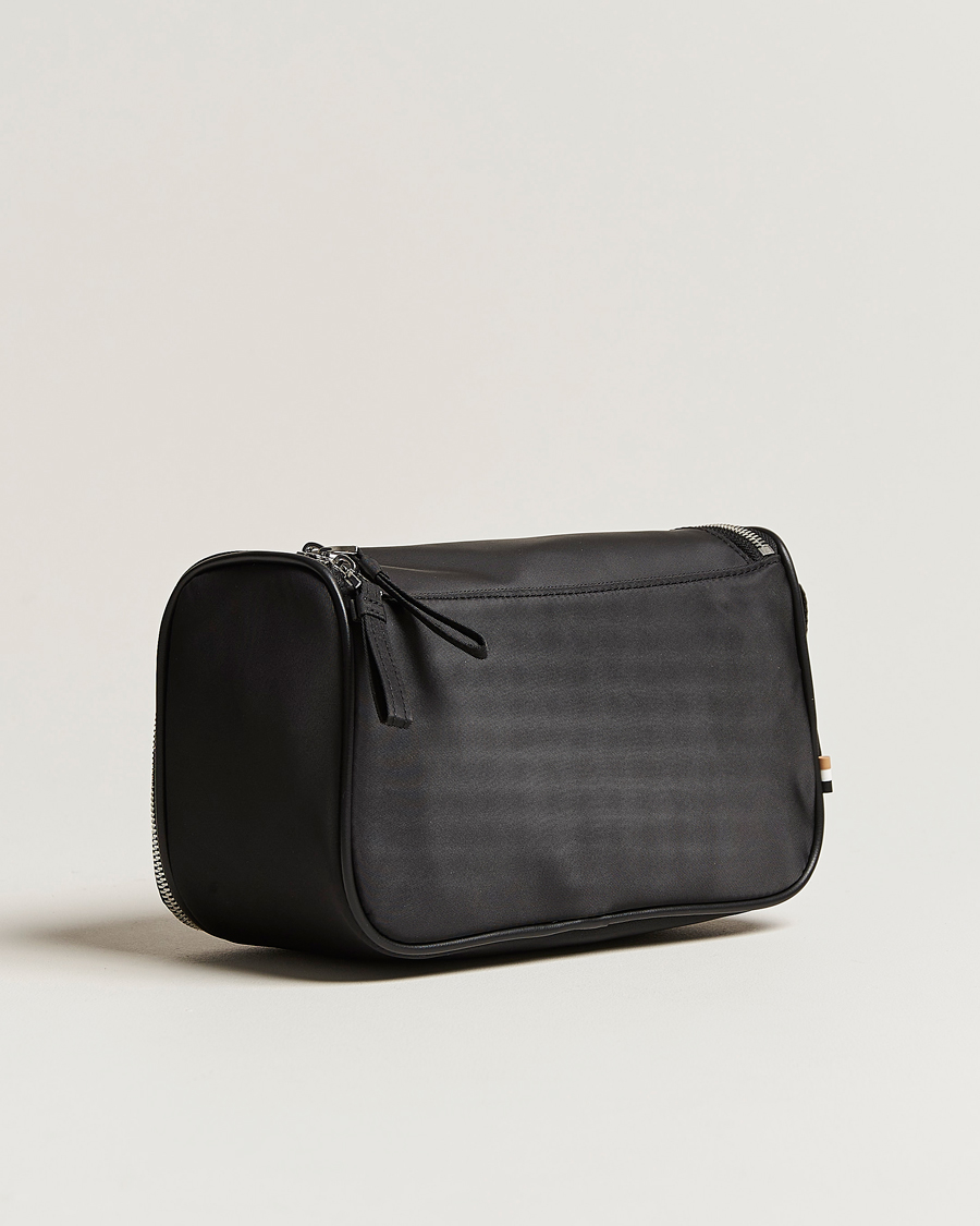 Mies | BOSS BLACK Lennon Washbag Black | BOSS BLACK | Lennon Washbag Black