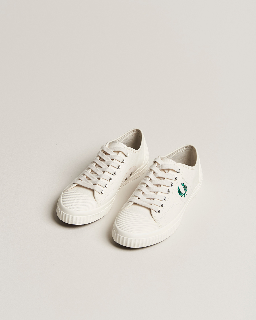 Mies | Tennarit | Fred Perry | Huges Low Canvas Sneaker Light Ecru
