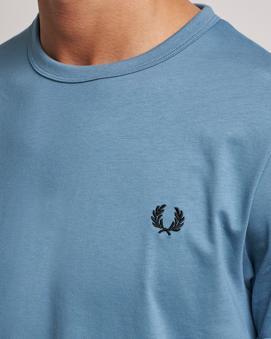 Mies | T-paidat | Fred Perry | Ringer Cotton T-Shirt Ash Blue