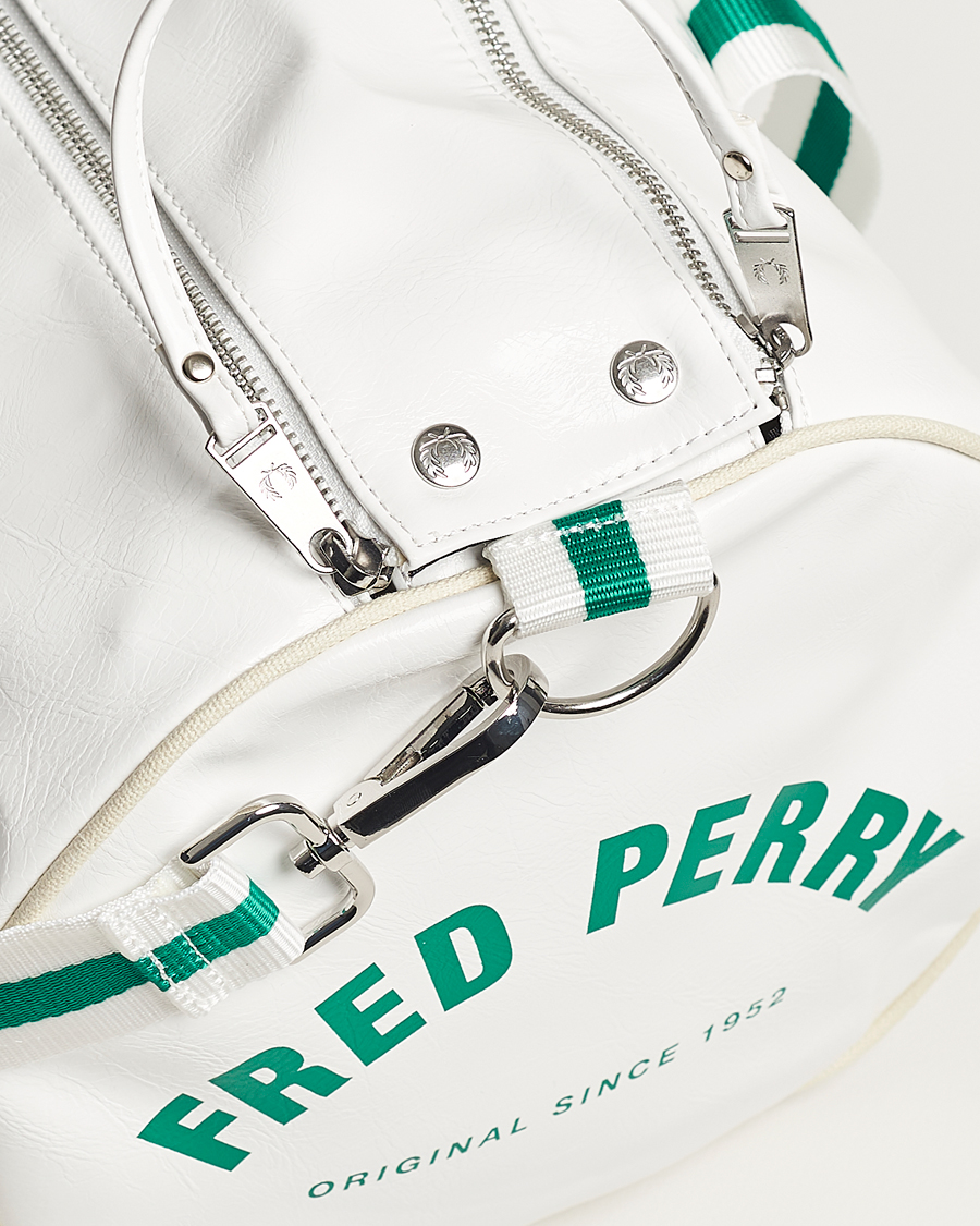 Mies | Fred Perry Classic Barrel Bag Snow White | Fred Perry | Classic Barrel Bag Snow White