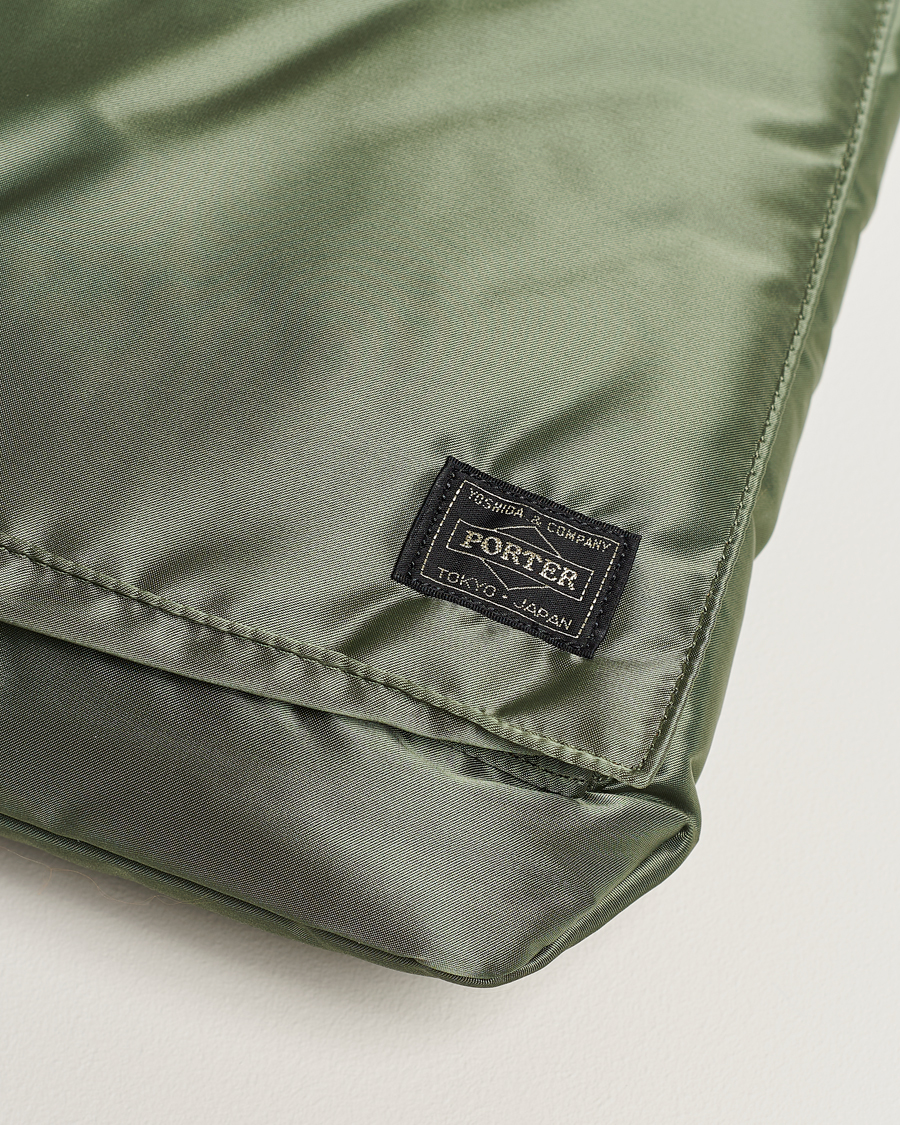 Mies | Porter-Yoshida & Co. Tanker Short Helmet Bag Sage Green | Porter-Yoshida & Co. | Tanker Short Helmet Bag Sage Green