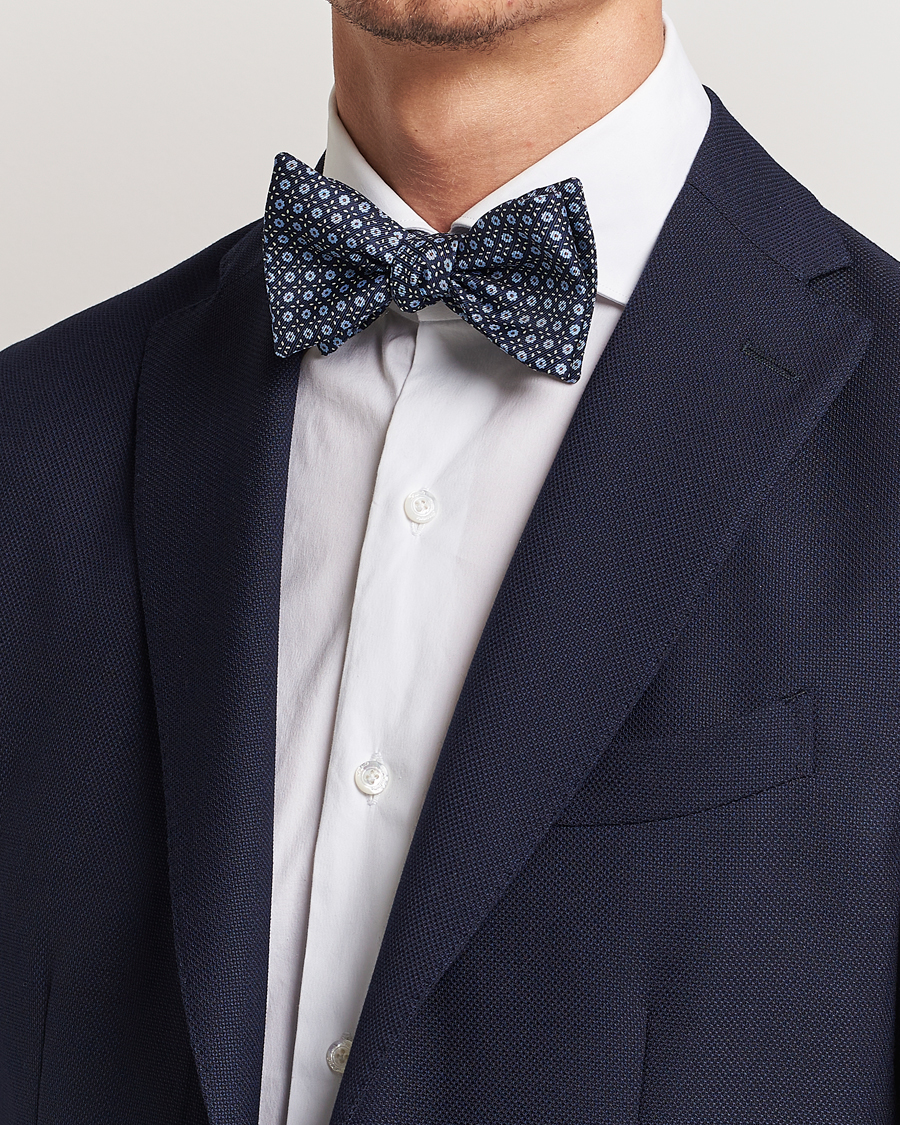 Mies | E. Marinella Printed Silk Bow Tie Navy | E. Marinella | Printed Silk Bow Tie Navy