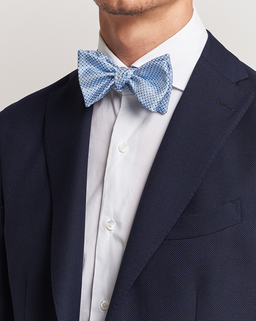 Mies | E. Marinella Printed Silk Bow Tie Light Blue | E. Marinella | Printed Silk Bow Tie Light Blue
