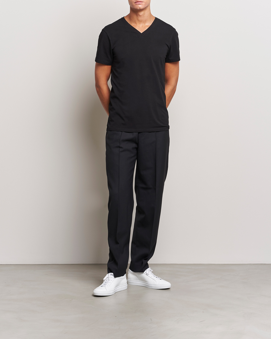 Mies | T-paidat | Bread & Boxers | 2-Pack V-Neck T-Shirt Black