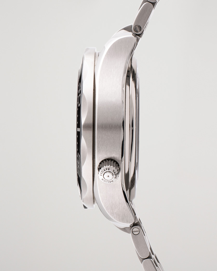 Mies | Pre-Owned & Vintage Watches | Omega Pre-Owned | Seamaster Diver 300M 212.30.44.50.01.001