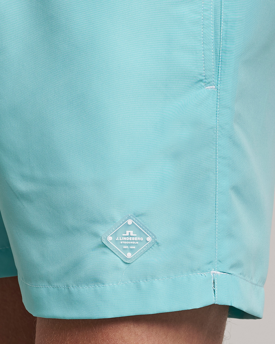 Mies | Uimahousut | J.Lindeberg | Banks Solid Swimshorts Aqua Splash