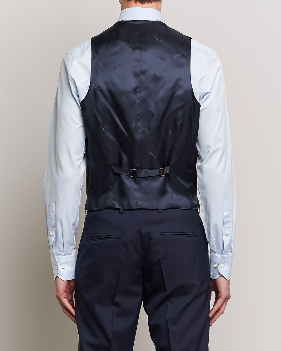 Mies | Pikkutakit | Oscar Jacobson | Carlo Wool Waistcoat Blue