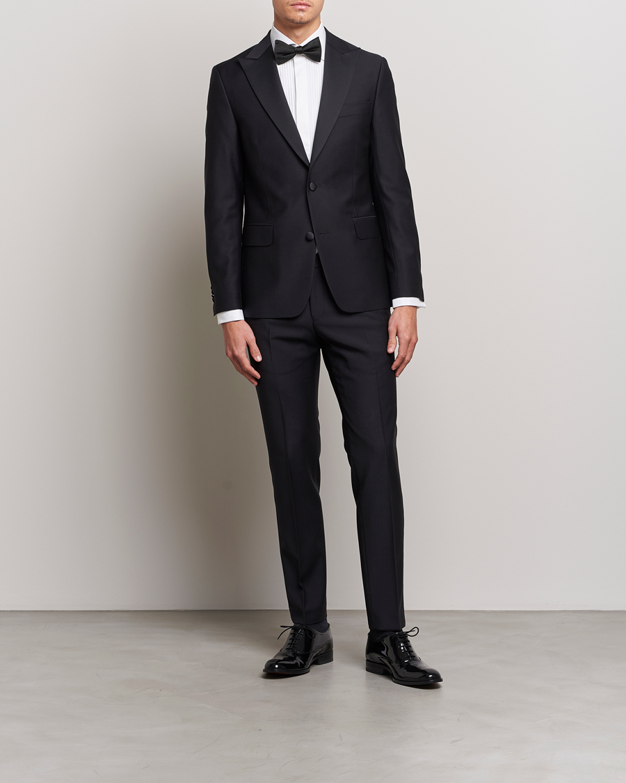 Mies | Pikkutakit | Oscar Jacobson | Elder Wool Tuxedo Blazer Black