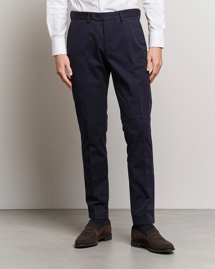 Mies | Chinot | Oscar Jacobson | Danwick Cotton Trousers Navy