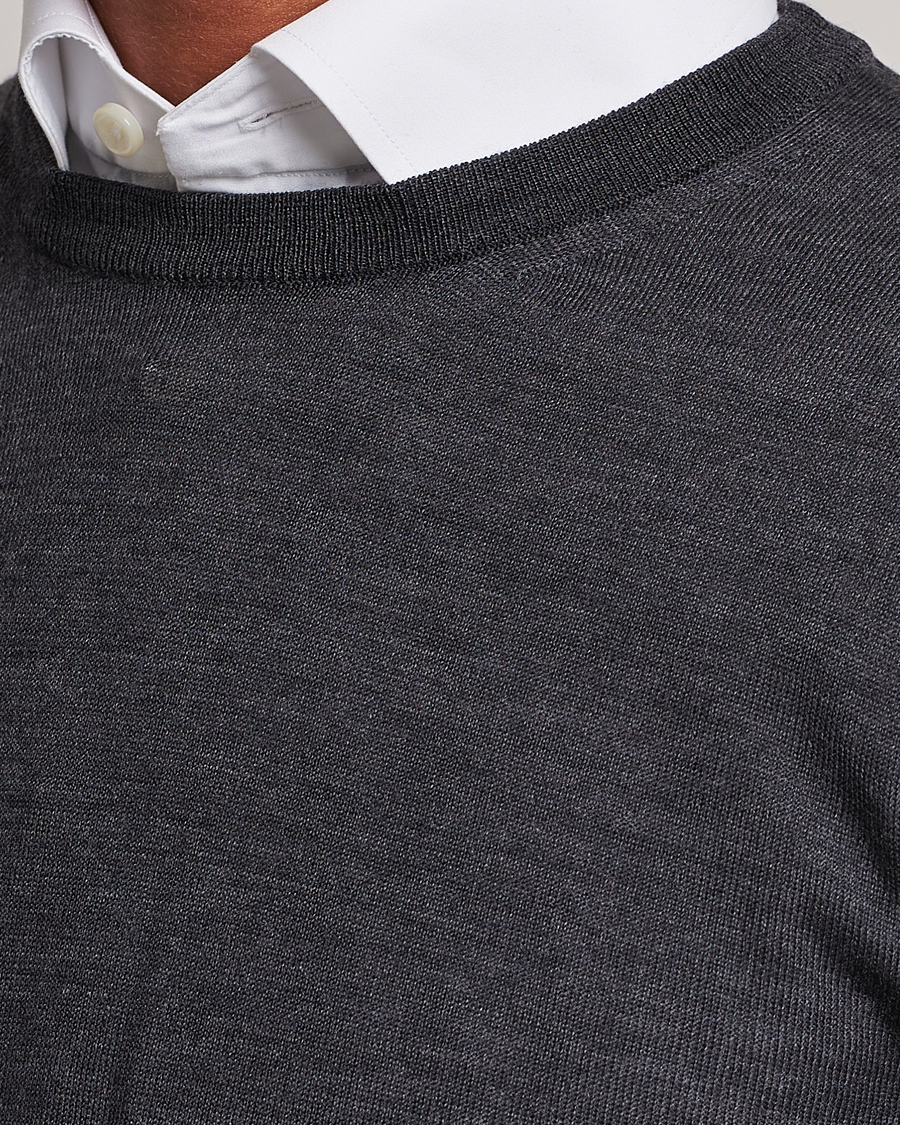 Mies | Puserot | Canali | Merino Wool Crew Neck Charcoal