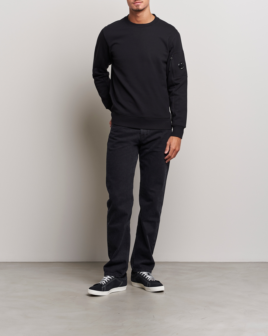 Mies | Puserot | C.P. Company | Diagonal Raised Fleece Lens Sweatshirt Black