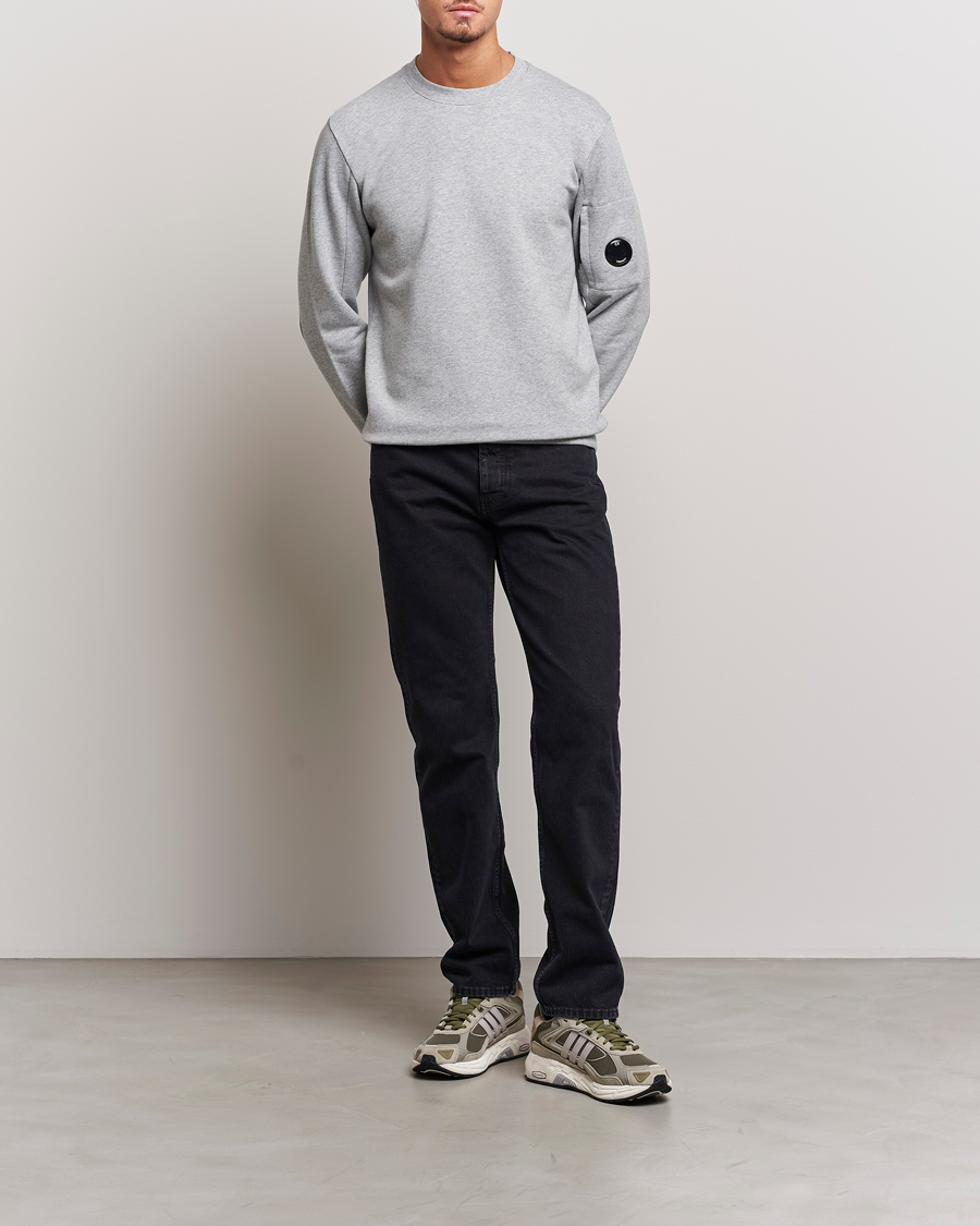 Mies | Puserot | C.P. Company | Diagonal Raised Fleece Lens Sweatshirt Grey Melange