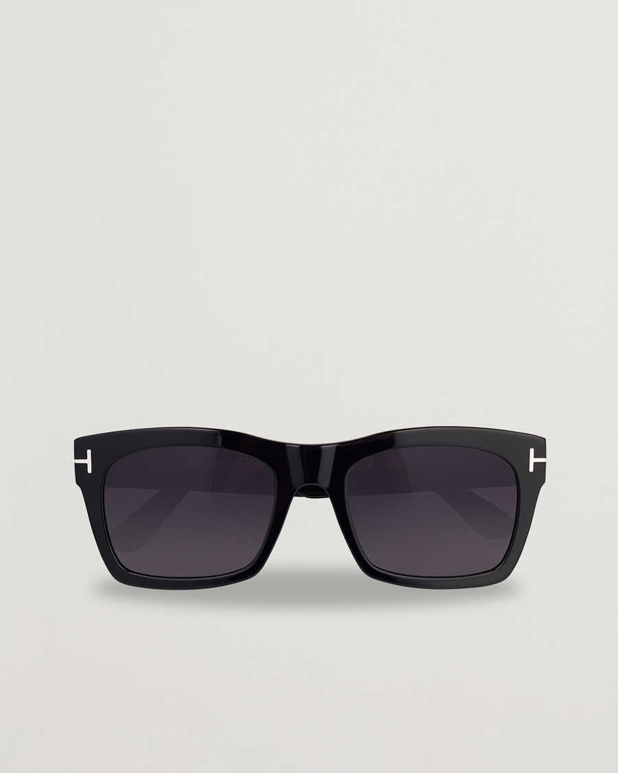 Mies | Neliskulmaiset aurinkolasit | Tom Ford | Nico-02 Sunglasses Shine Black/Smoke