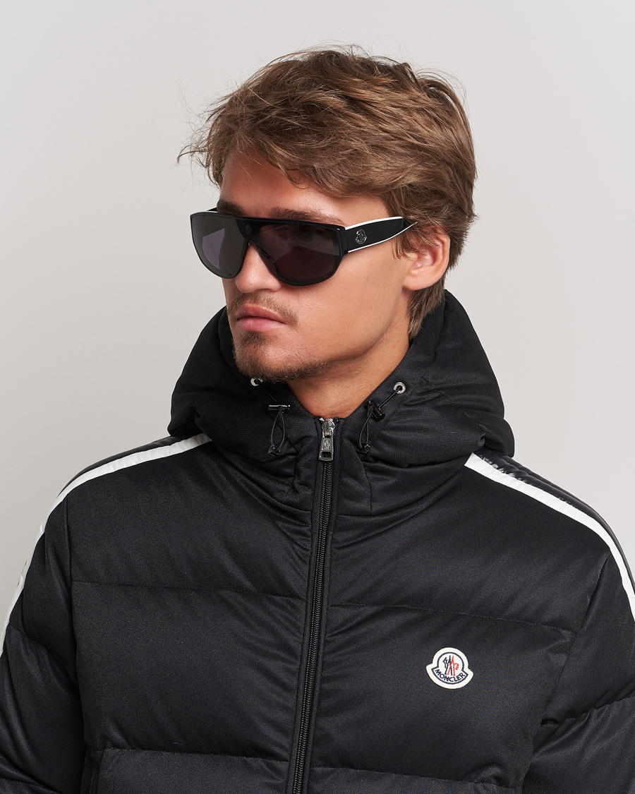 Mies |  | Moncler Lunettes | Tronn Sunglasses Shiny Black/Smoke