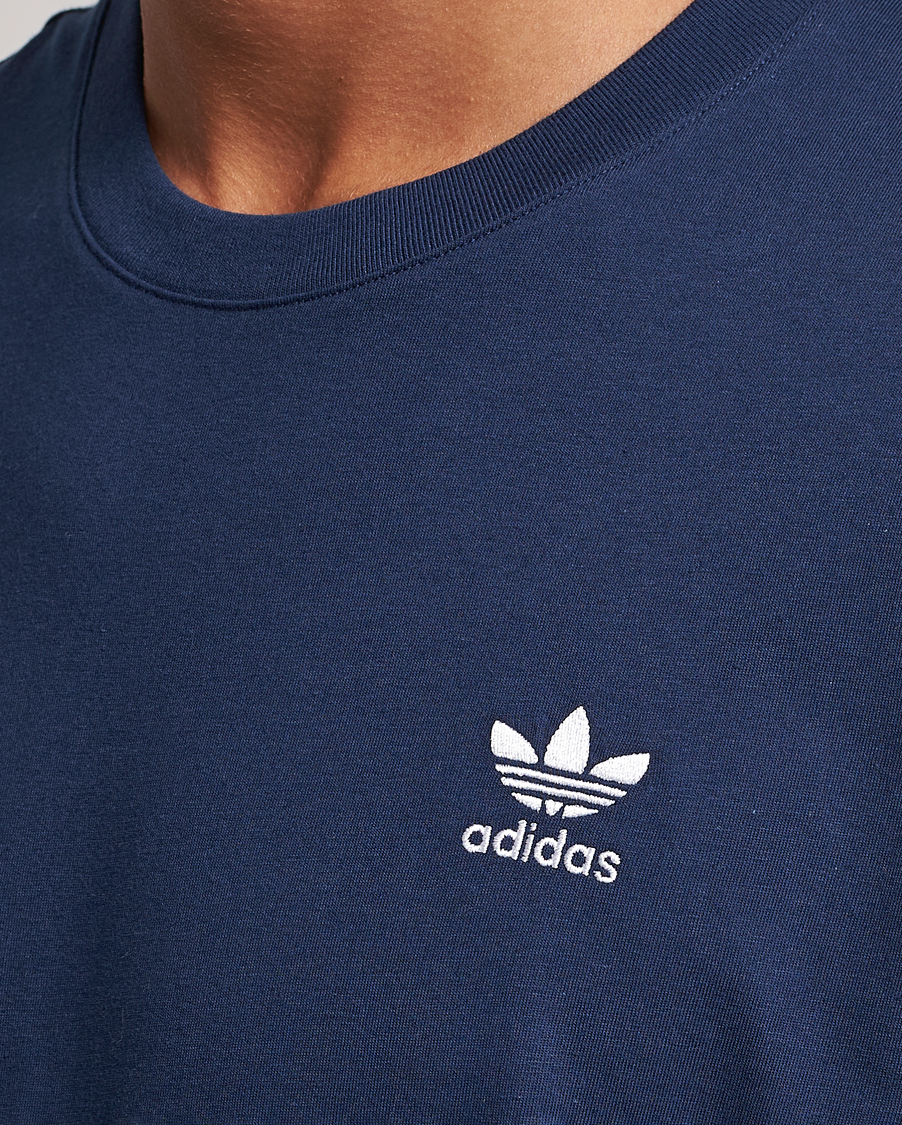 Mies | T-paidat | adidas Originals | Essential Crew Neck T-Shirt Nindig