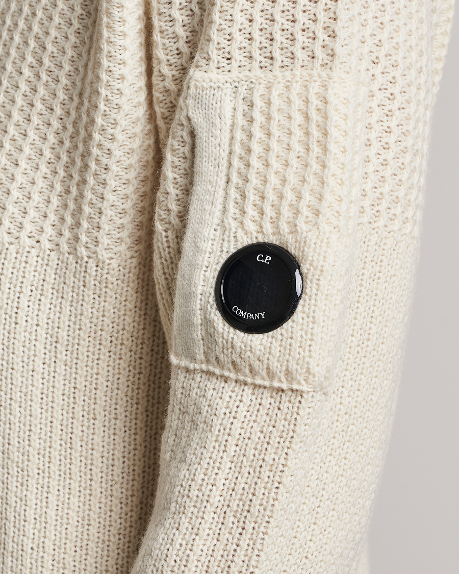 Mies | Puserot | C.P. Company | Heavy Knitted Lambswool Rollneck White