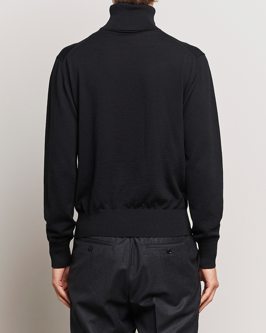 Mies | Puserot | AMI | Heart Logo Wool Turtleneck Black
