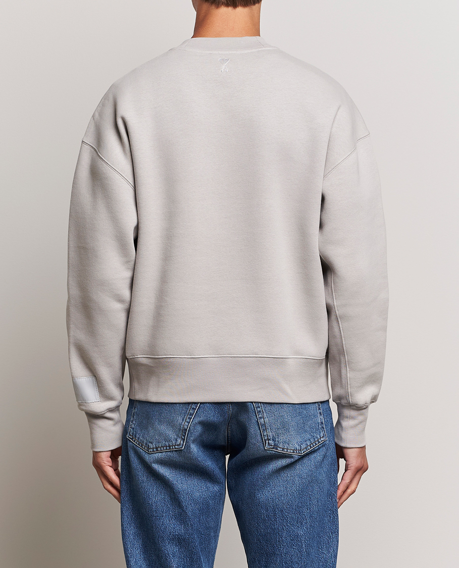 Mies | Puserot | AMI | Brushed Cotton Crew Neck Sweatshirt Pearl Grey