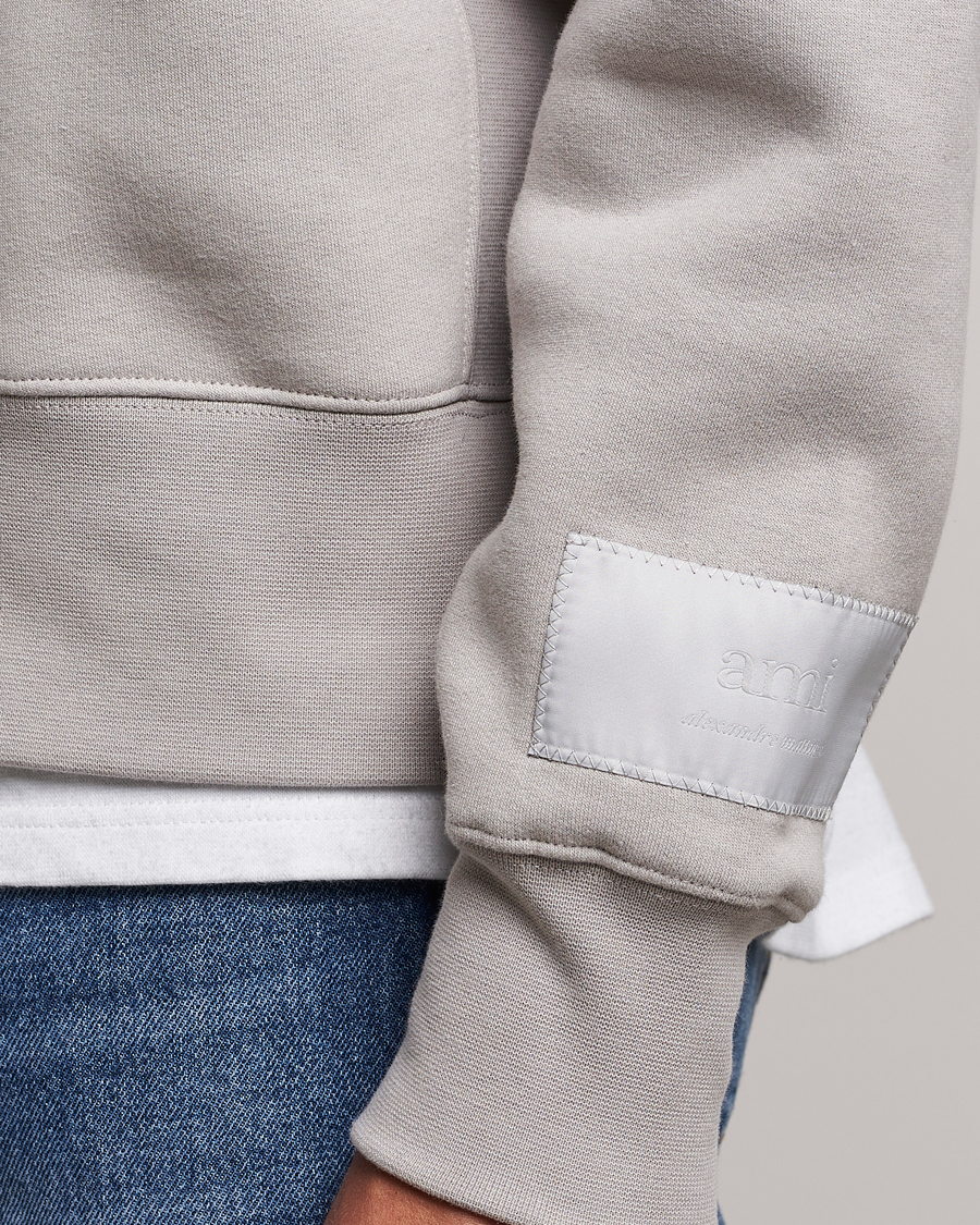Mies | Puserot | AMI | Brushed Cotton Crew Neck Sweatshirt Pearl Grey