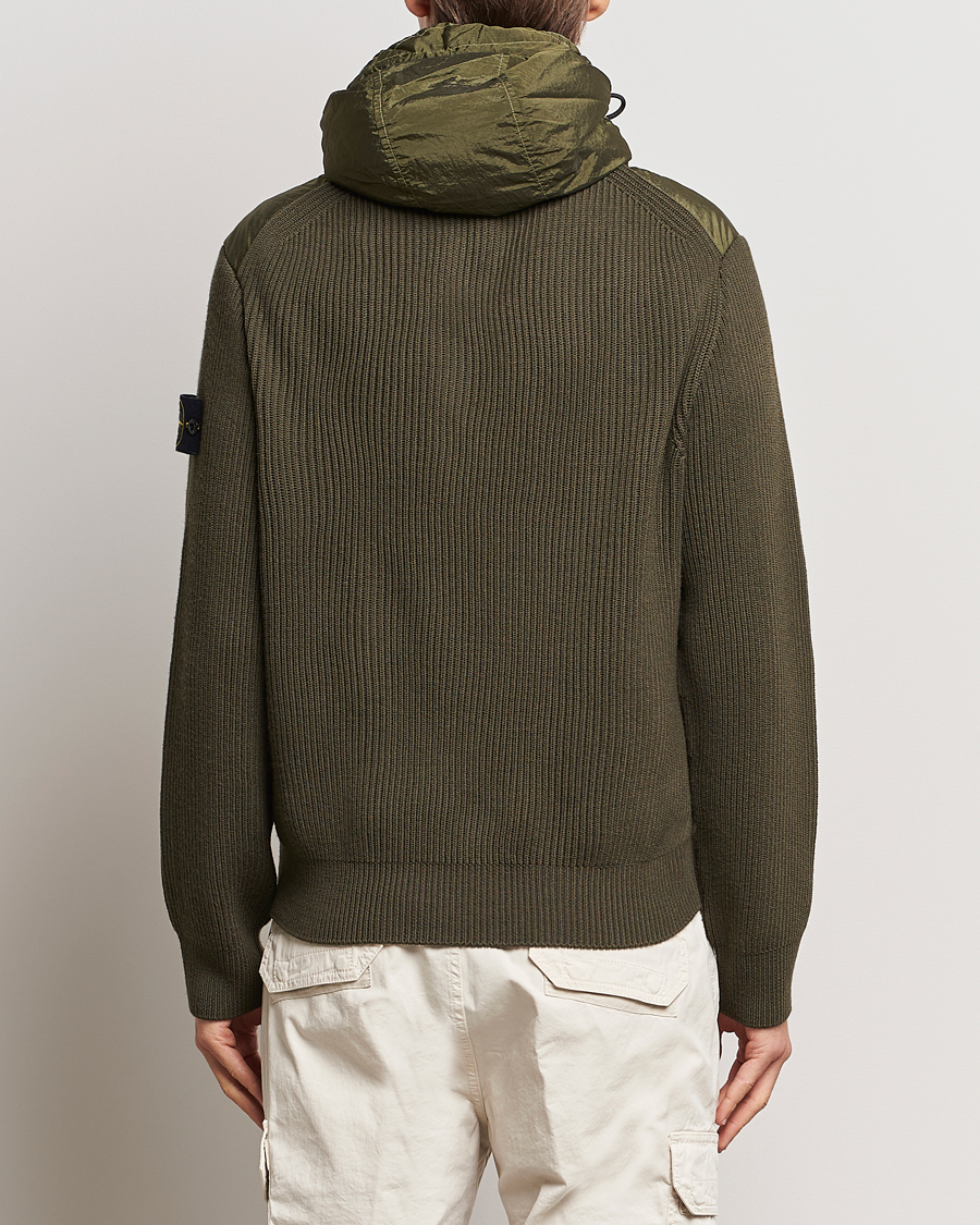 Mies | Takit | Stone Island | Econyl Primaloft-TC Padded Jacket Olive