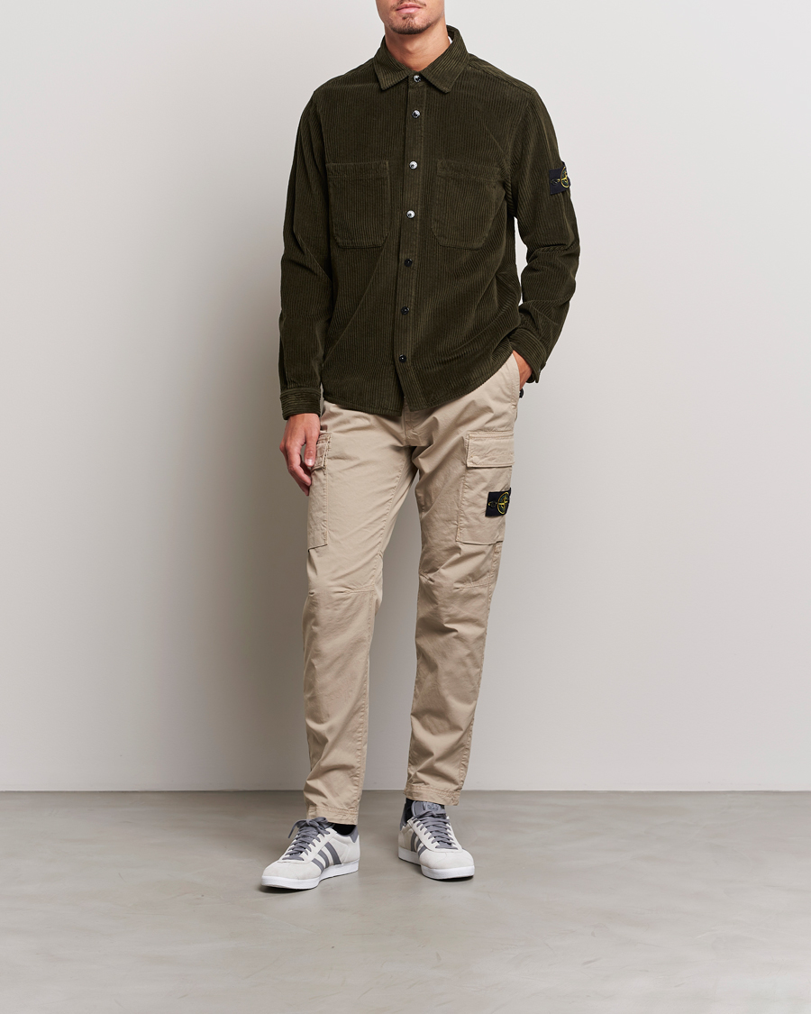 Mies | Kauluspaidat | Stone Island | Garment Dyed Corduroy Overshirt Olive